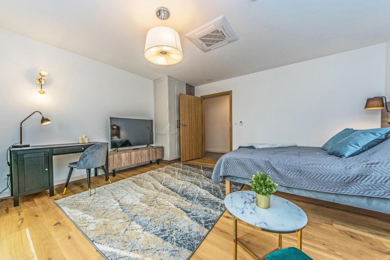Bh Properties, Apartamenty Teatr Wybrzeze Srodmiescie Gdansk Exterior foto